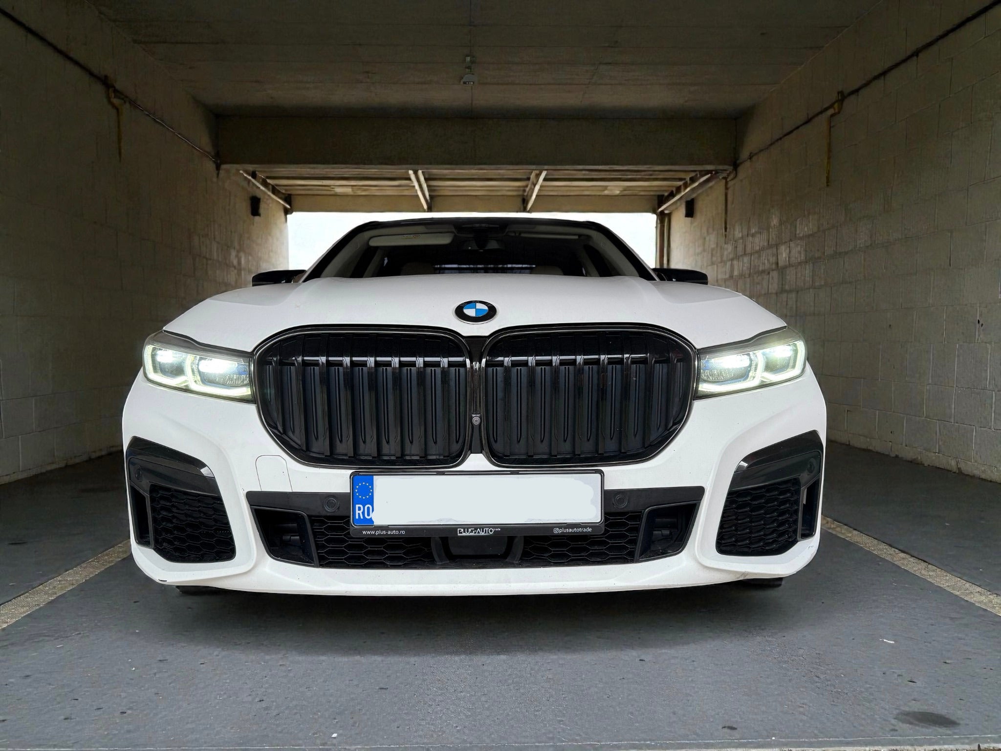 BMW 750xi 2020