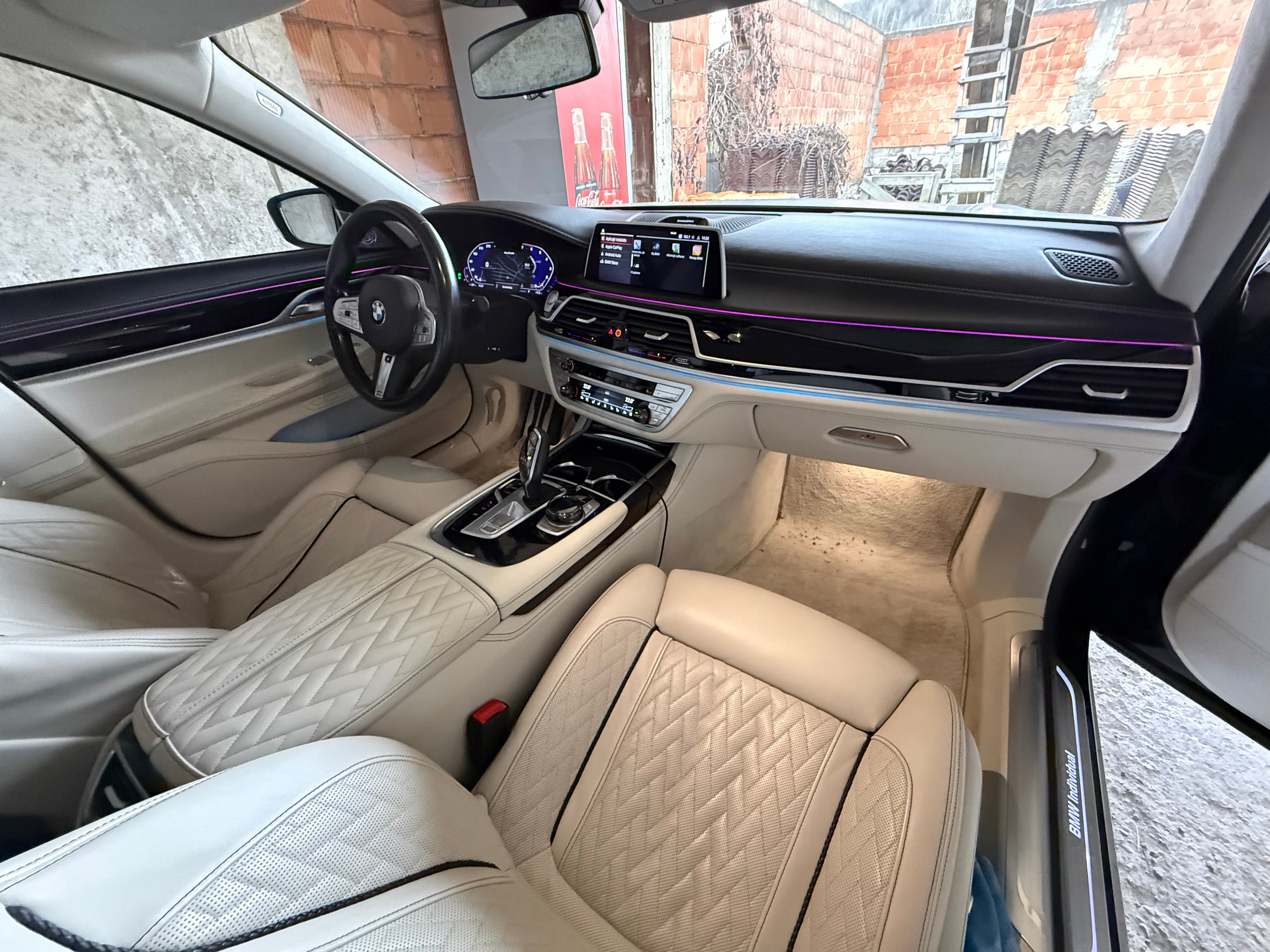 BMW 750xi 2020