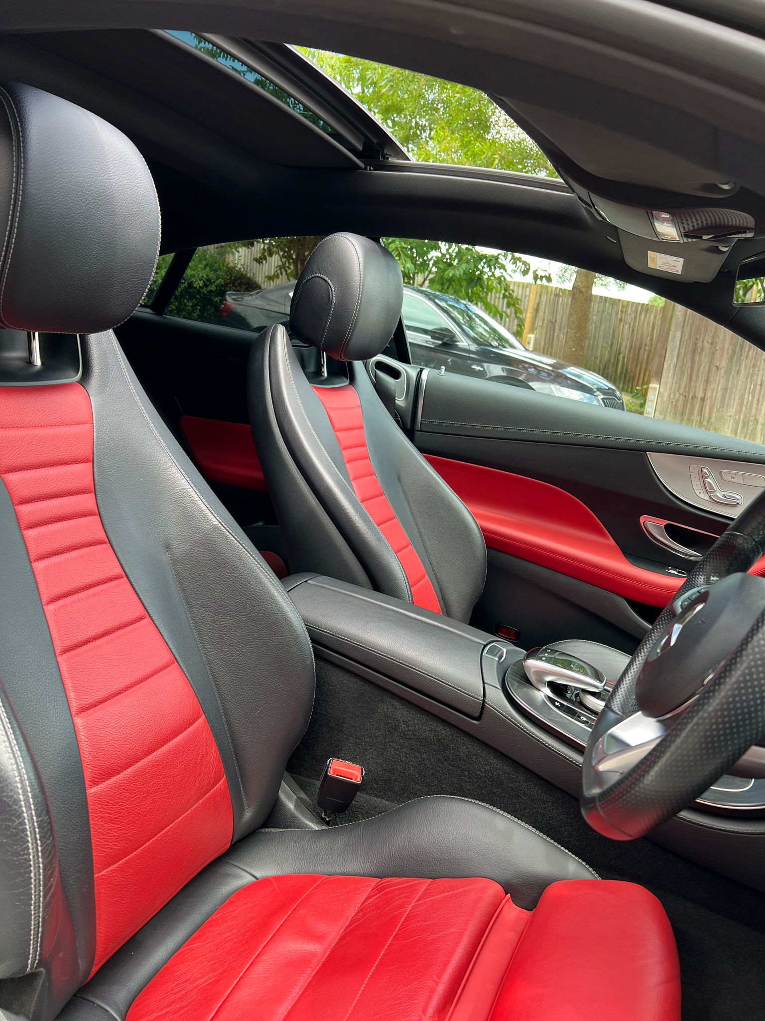 Mercedes-Benz E300 AMG Line Coupe