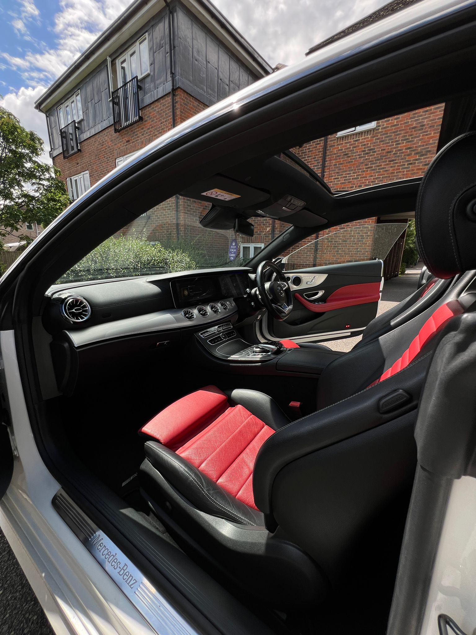 Mercedes-Benz E300 AMG Line Coupe