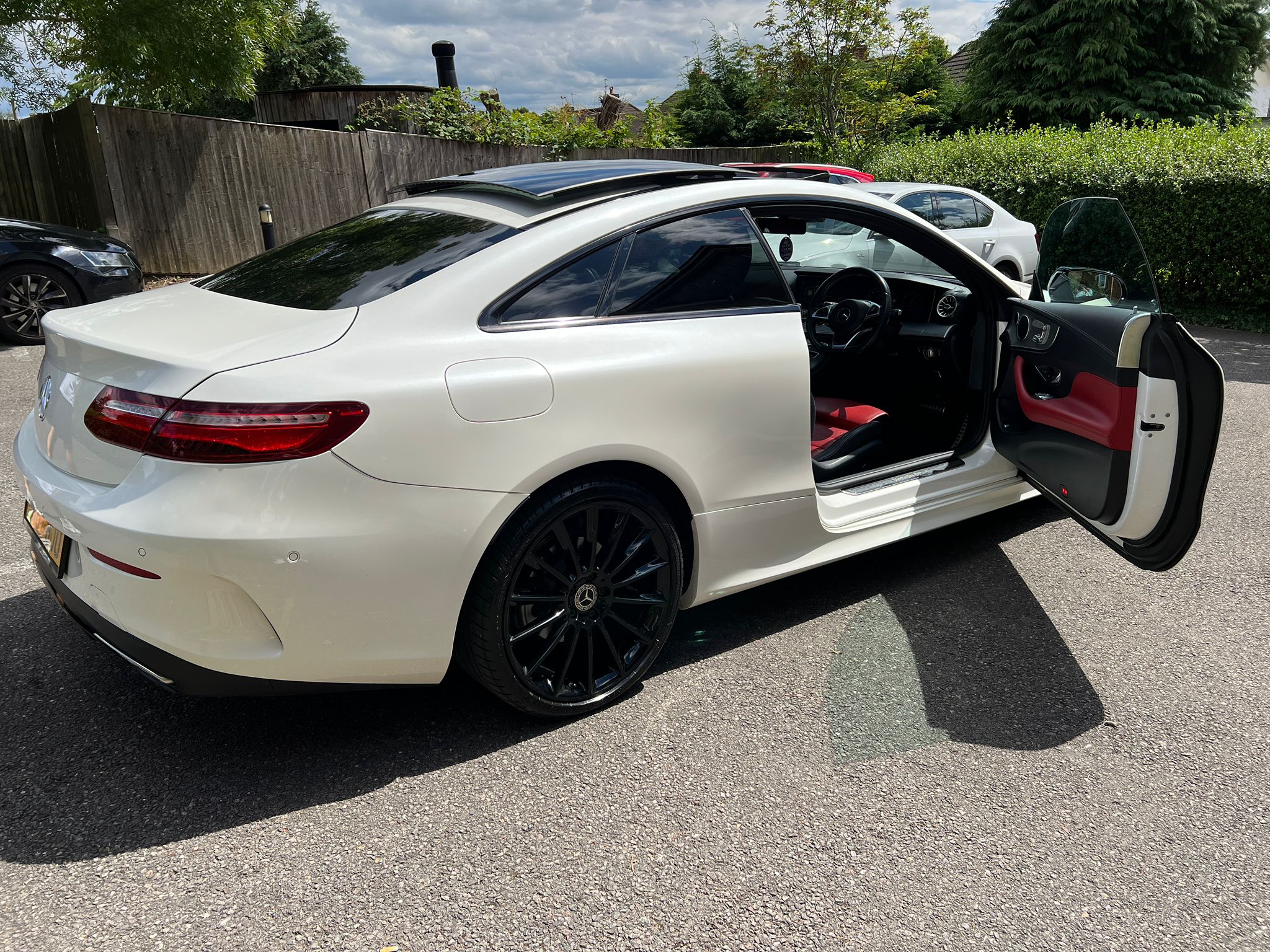 Mercedes-Benz E300 AMG Line Coupe