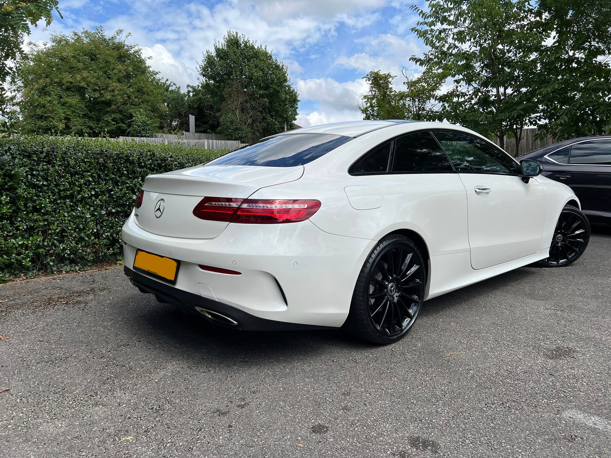 Mercedes-Benz E300 AMG Line Coupe